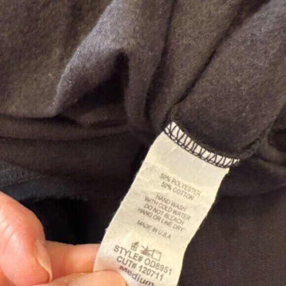 NEW Ocean Drive women's medium blk/pink/silver Skull sequin shoulder cut-out top - Picture 3 of 7